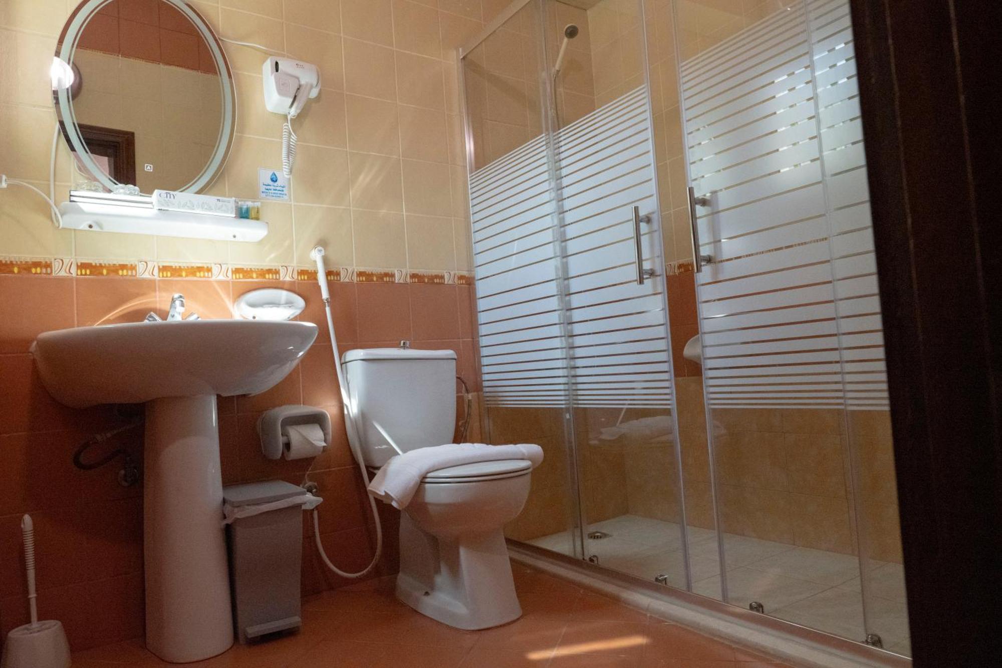 فندق المروج كريم AlMorooj Kareem Hotel جدة المظهر الخارجي الصورة